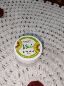 kiwi 🥝 lip balm and gloss