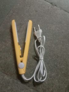 Mini Hair Straightener