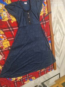 Comfortable Blue Printed Nightgown