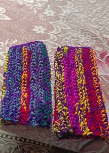 woolen gloves for women.
