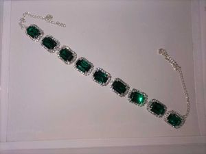 Stunning Emerald and Crystal Necklace Set