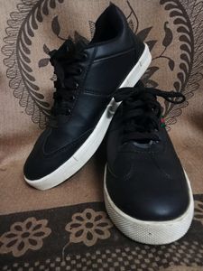 New Condition Shoes For Casual