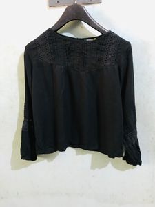 Tokyo Talkies Urban Small Top