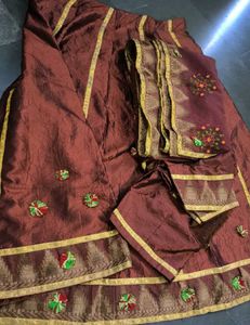 Maroon Embroidered Choli 💓