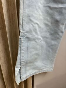 Light Wash Denim Cropped Jeans