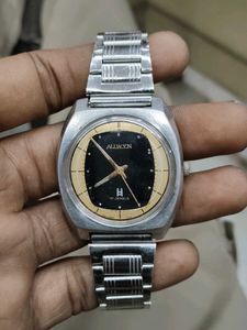 Vintage ALLWYN 17 Jewels Watch