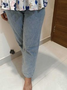 Light Wash Wide Leg Jeans