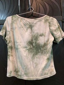 Green Tie-Dye Ribbed Button Front Top