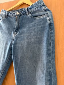 Nuon Flared Denim Jeans with Frayed Hem