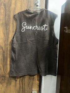 Sleeveless Graphic T-Shirt