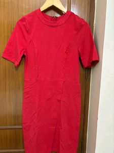 Red Short Sleeve Midi Dress