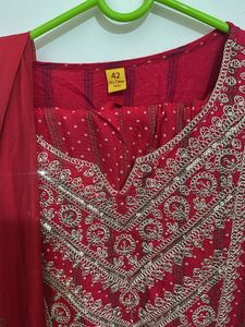 Neeru’s Red L 🔥 kurta With Pallazo And dupatta