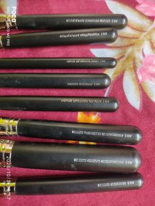 8 PAC face Brushes with zoeva bag