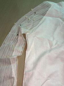 Korean Pearl Sleeve Top 🤍