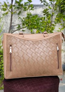 Stylish Woven Handbag