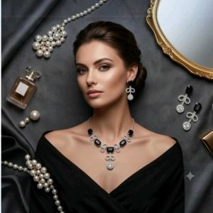 Elegant Black &amp; Silver Necklace Set