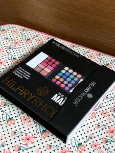 Hilary Rhoda Makeup Palette