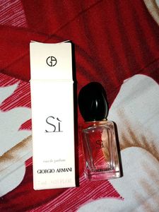 Giorgio Armani Si Eau de Parfum Travel Size