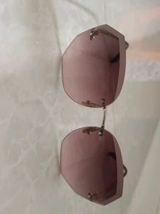 Chic Faceted Lens Sunglasses