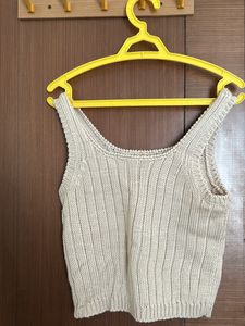 WOOLEN FLORAL TOP FOR WOMEN