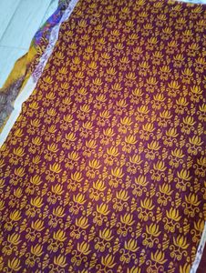 Mustard Printed Saree With Unstitched Blouse