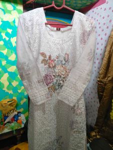 Elegant Floral Print Kurta