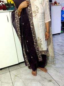 Embroidered suit salwar