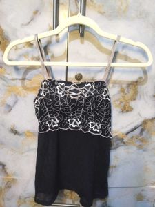 coquette black bow tie top 🤍
