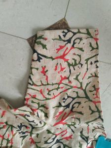 WHITE AND RED COLOUR COMBO BLOUSE