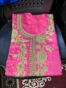 💖Elegant Pink Unstitched Embroidered Kurta Set