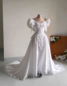 Enchanting Bridal Ballgown