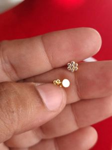 Sparkling Flower Stud Earrings