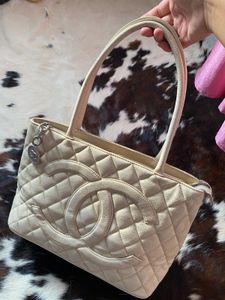 vintage Chanel Quilted Cream Handbag