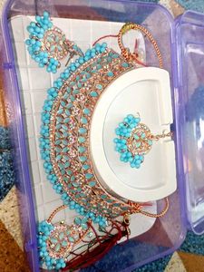 Stunning Blue Stone Jewellery Set