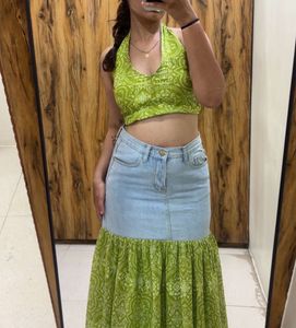 Stylish Green Paisley Halter Neck Crop Top