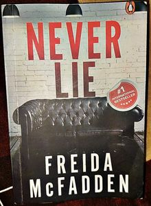 Never Lie by Freida McFadden