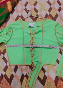 Green Long Sleeve Crop Top
