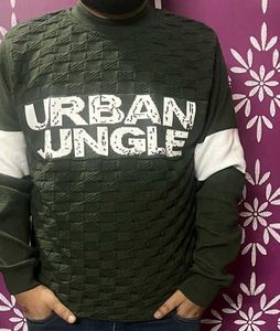 Men's Winter Sweatear Size L Chest 42 Length 27