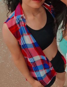 Trendif | Sleeveless Plaid Shirt