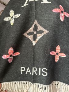 Louis Vuitton Shawl