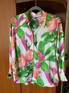 ZARA Floral Shirt 🌸