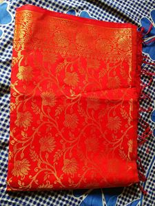 Elegant Red Banarasi Silk Dupatta
