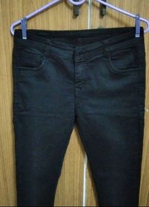 Jet Black Cotton Denim Jeans For Girls 👖