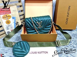 Louis Vuitton Crossbody Bag 😍