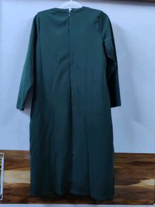 AAGURI-  Green with Unique Design
