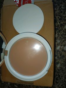 Brand New  Myglamm  Compact