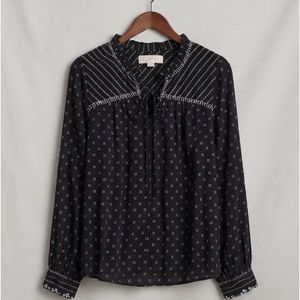 Chic Black Printed Long Sleeve Blouse