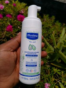Mustela Foam Shampoo for Newborns