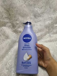 Nivea Shea Smooth Body Milk