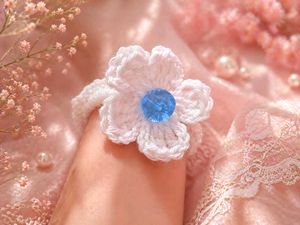 2 “Handmade Crochet Floral Hair Tie🌸🤍